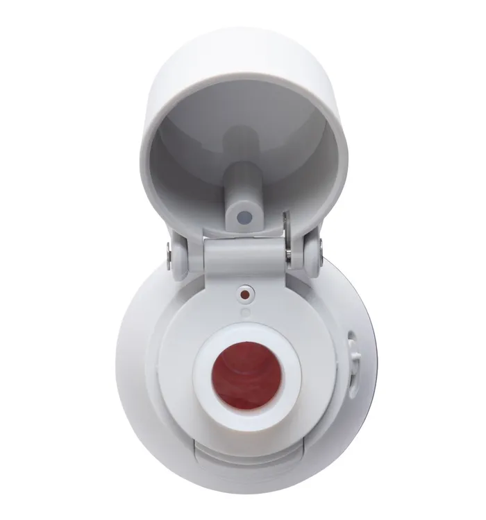 1736-Coca-Cola-Bottle-Caps-Venture-Lite-Water-Bottle-24oz-4.webp Coca-Cola Bottle Caps Venture Lite Water Bottle 24oz