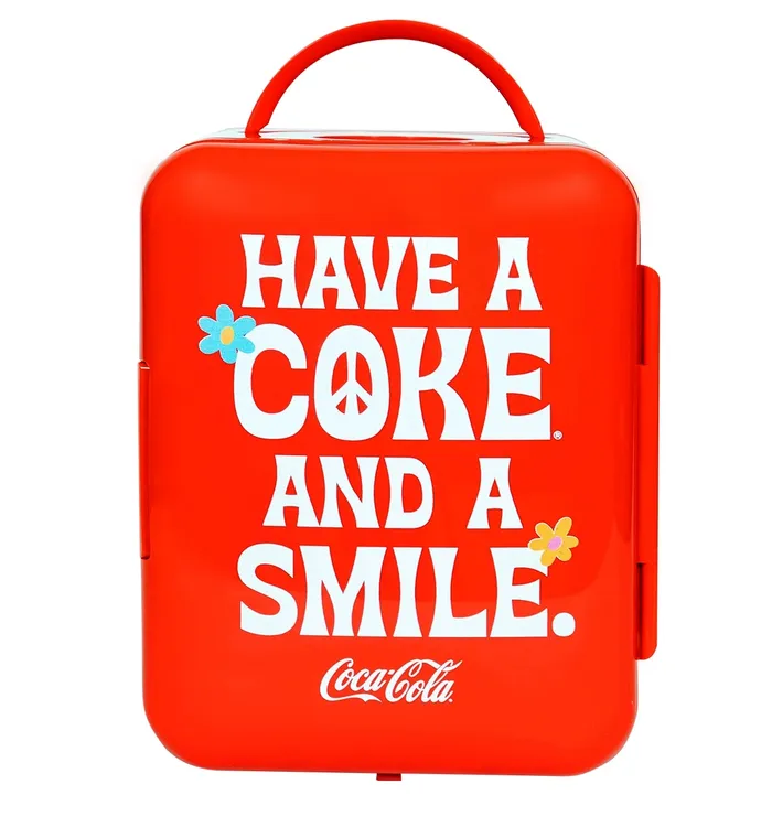 Coca-Cola Smile 4 Liter Thermoelectric Cooler